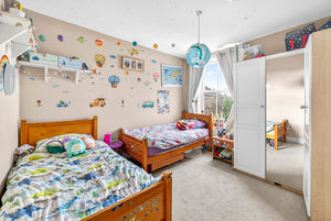 Photo 19- click for photo gallery